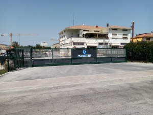 Cancello in ferro lavorato + taglio laser